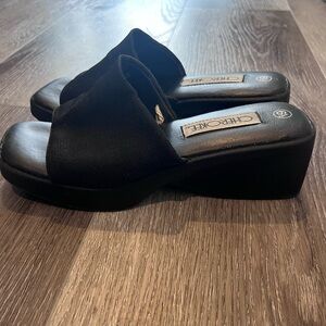 Vintage Cherokee Black Slide Sandals